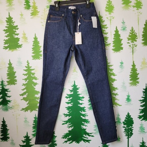 Good American Always Fits Good Legs Skinny Jeans. - Picture 1 of 11